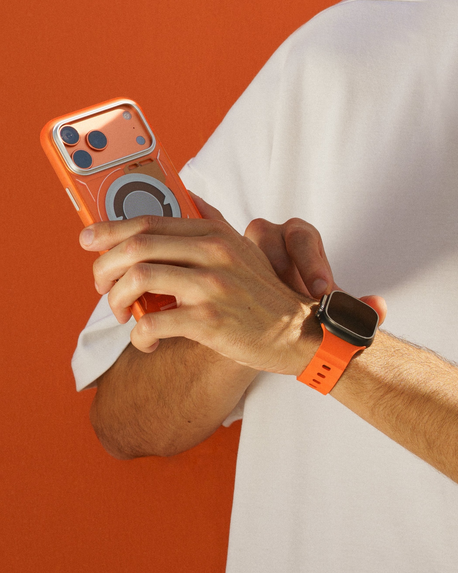 Manovate Flexfit Apple Watch Band – Sunset Orange